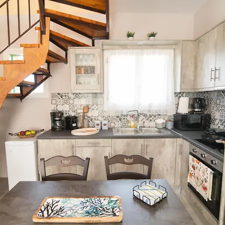 Villa Nymfes Vathí
