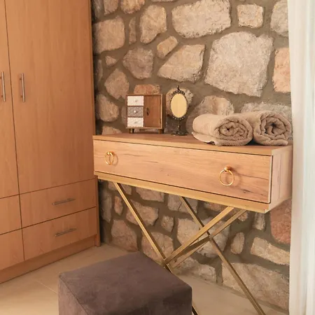 Villa Nymfes Vathí